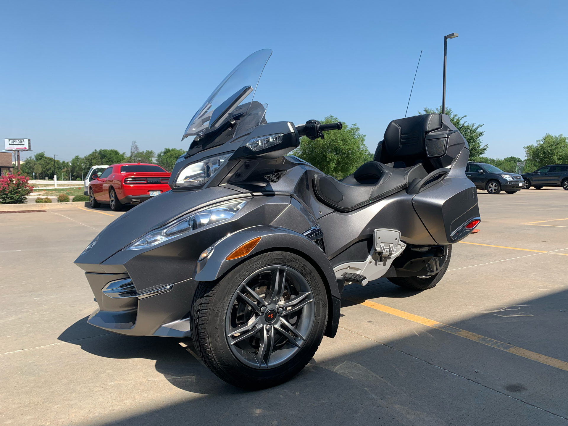 2012 Can-Am Spyder® RT SM5 in Norman, Oklahoma - Photo 4