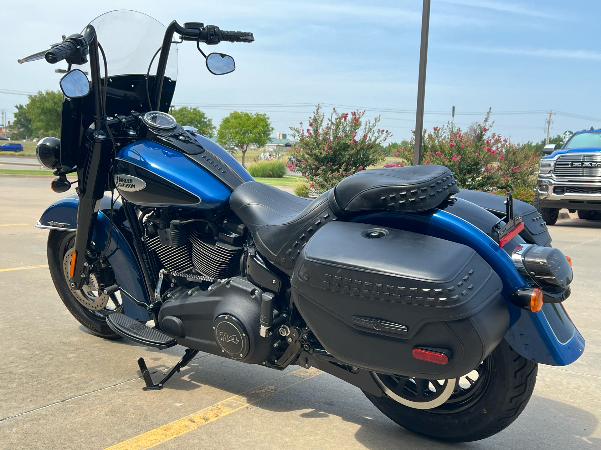 2022 Harley-Davidson Heritage Classic 114 in Norman, Oklahoma - Photo 6