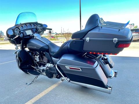 2017 Harley-Davidson Electra Glide® Ultra Classic® in Norman, Oklahoma - Photo 6