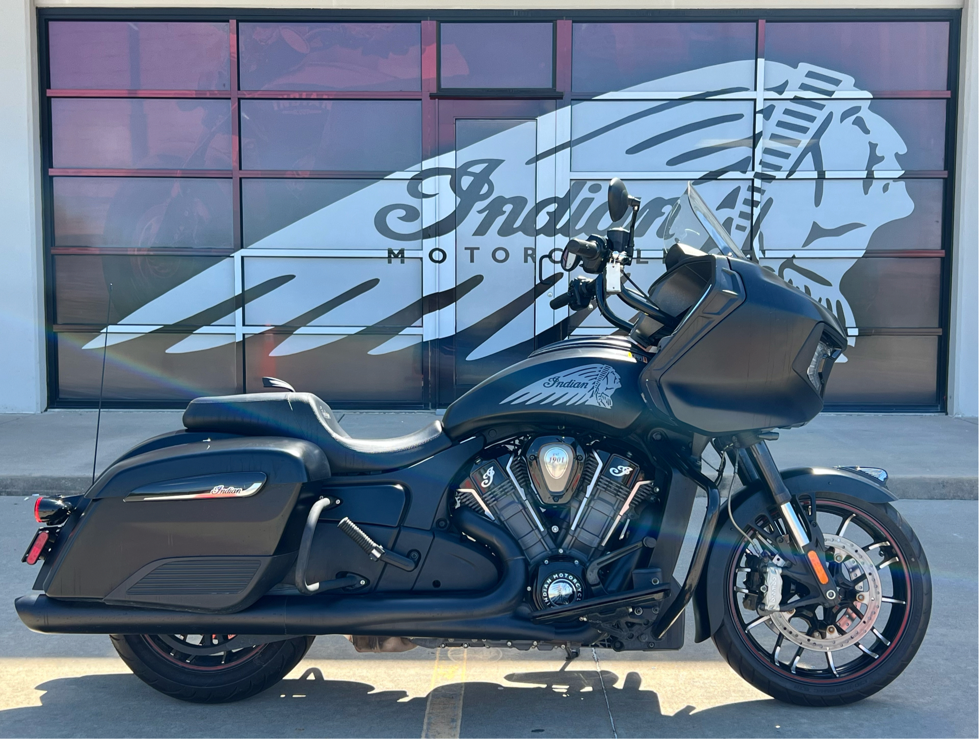 2020 Indian Motorcycle Challenger® Dark Horse® in Norman, Oklahoma - Photo 1