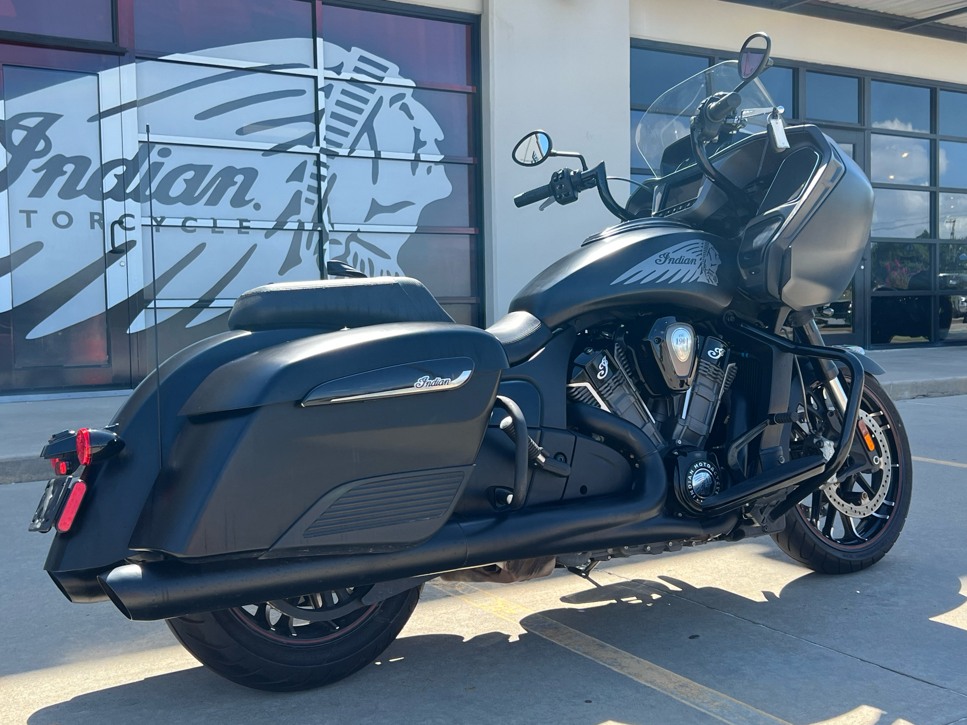 2020 Indian Motorcycle Challenger® Dark Horse® in Norman, Oklahoma - Photo 8