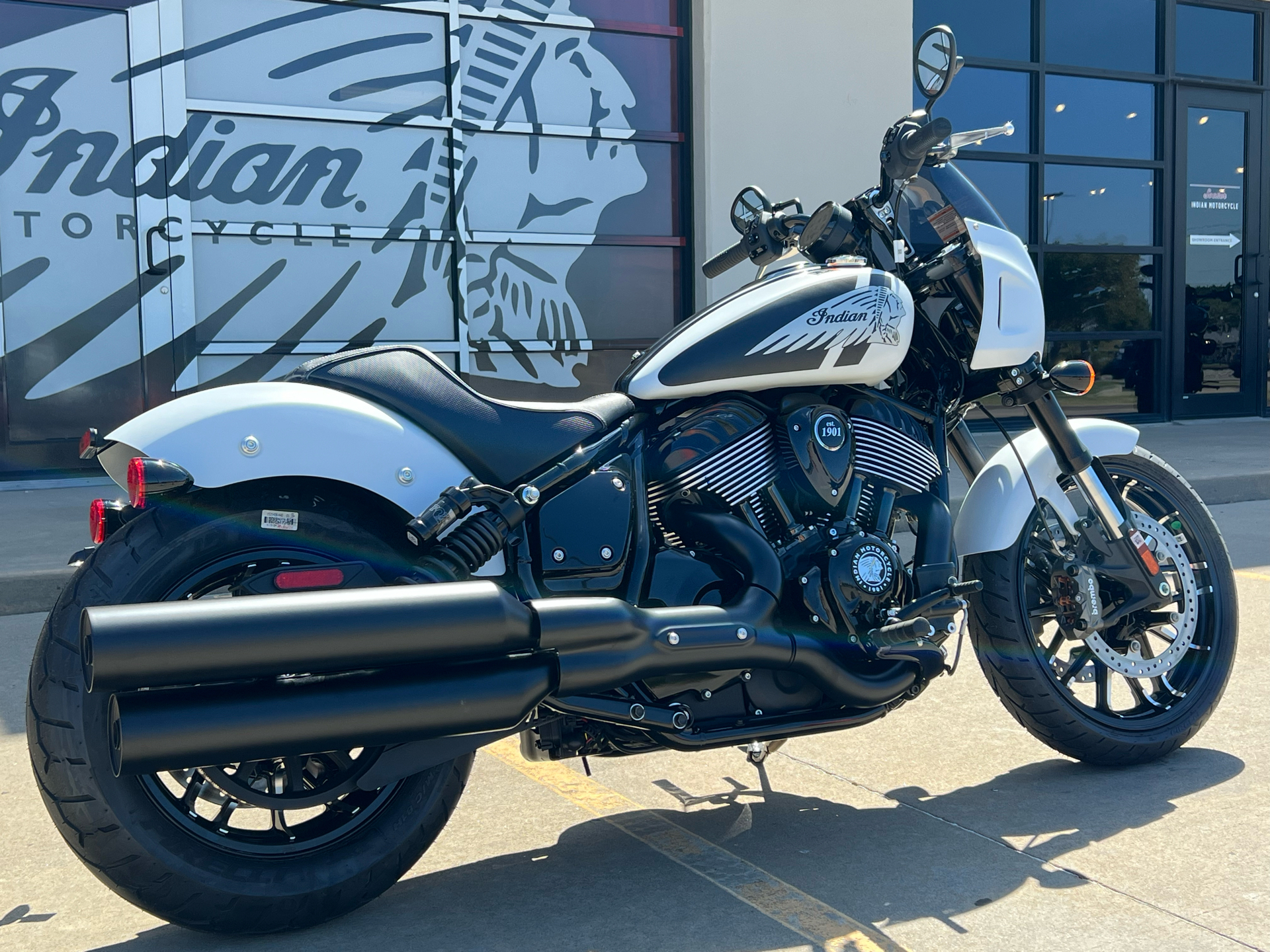 2024 Indian Motorcycle Sport Chief in Norman, Oklahoma - Photo 8