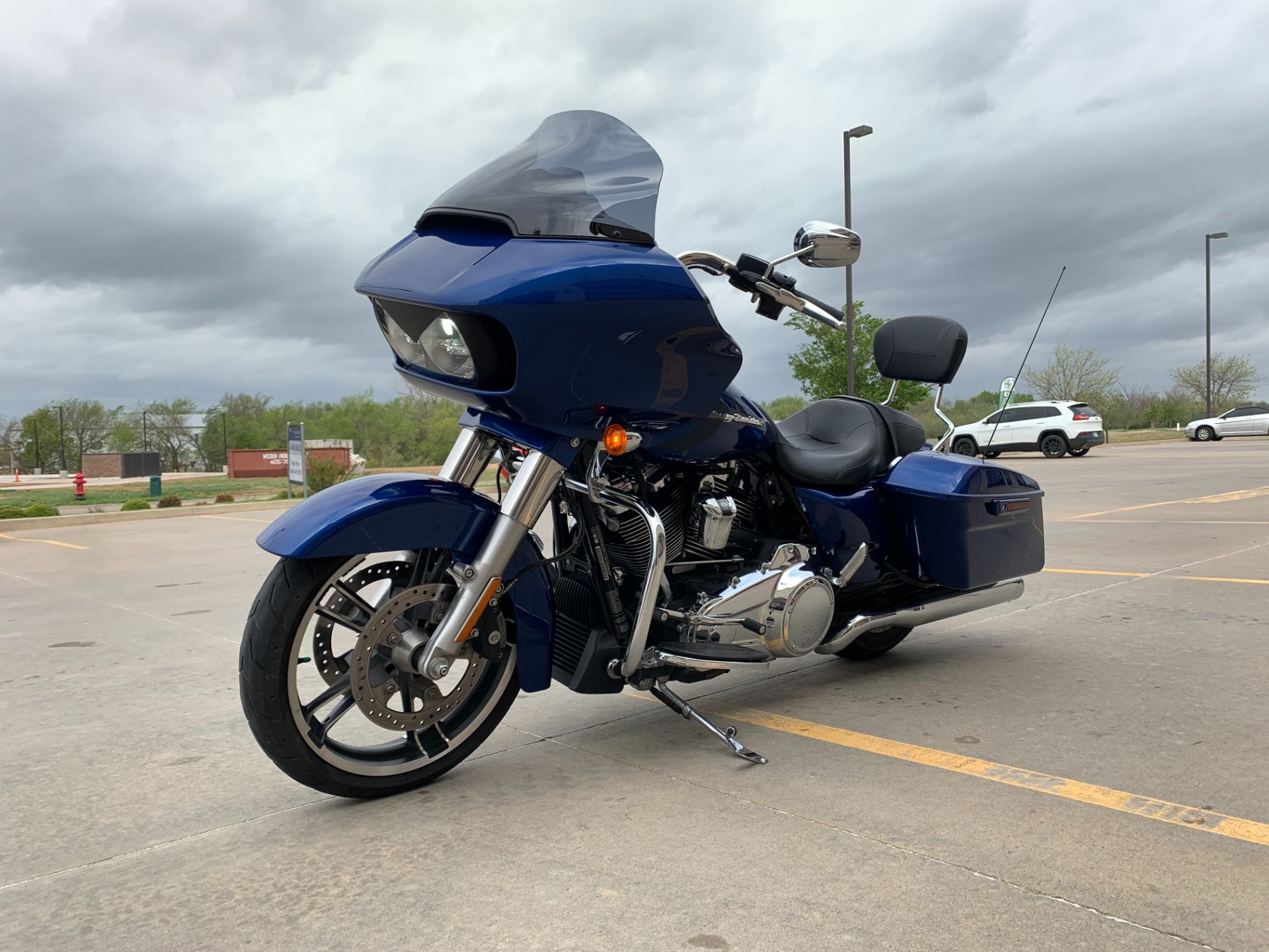 2017 Harley-Davidson Road Glide® Special in Norman, Oklahoma - Photo 5