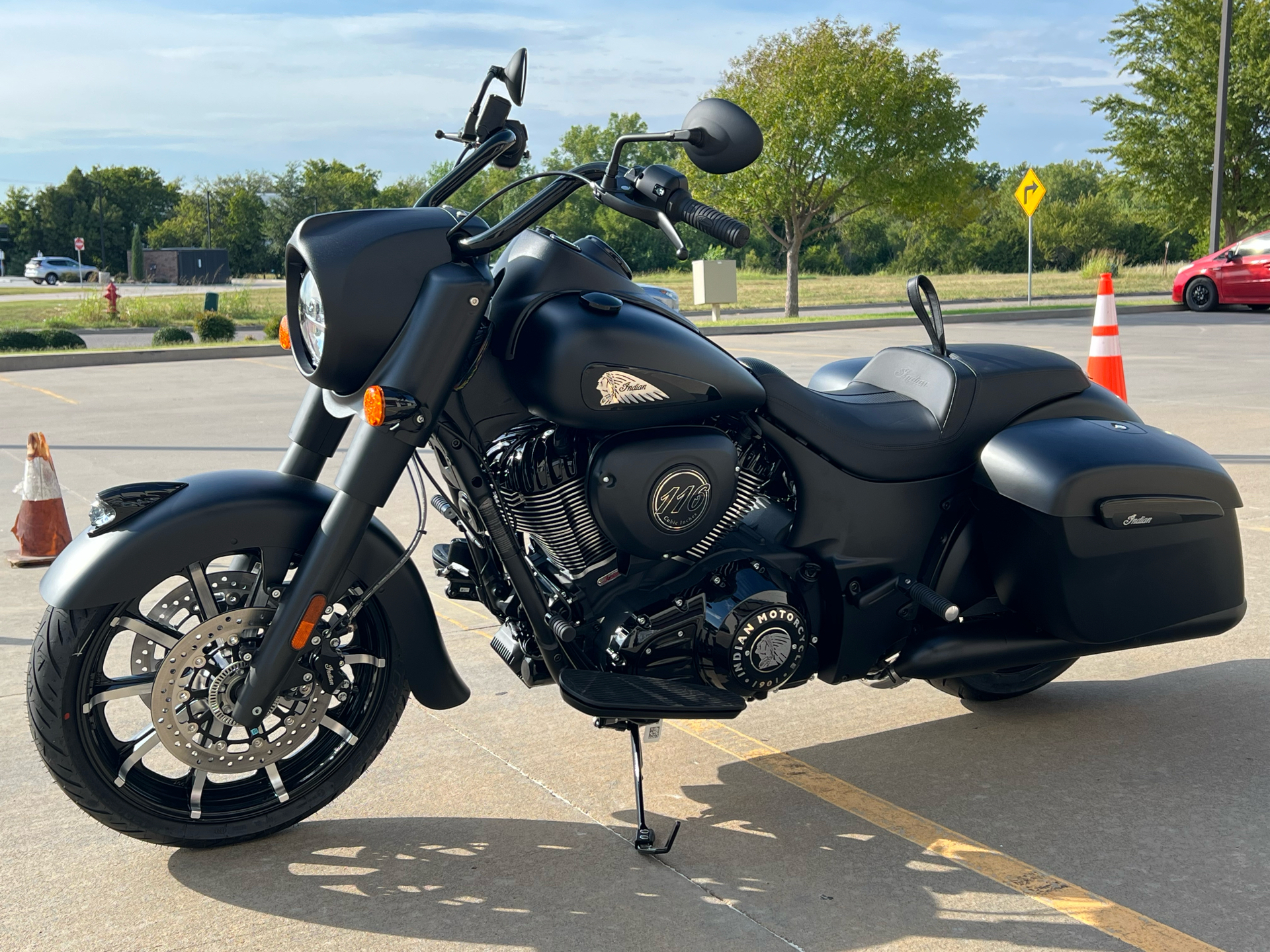 2024 Indian Motorcycle Springfield® Dark Horse® in Norman, Oklahoma - Photo 4