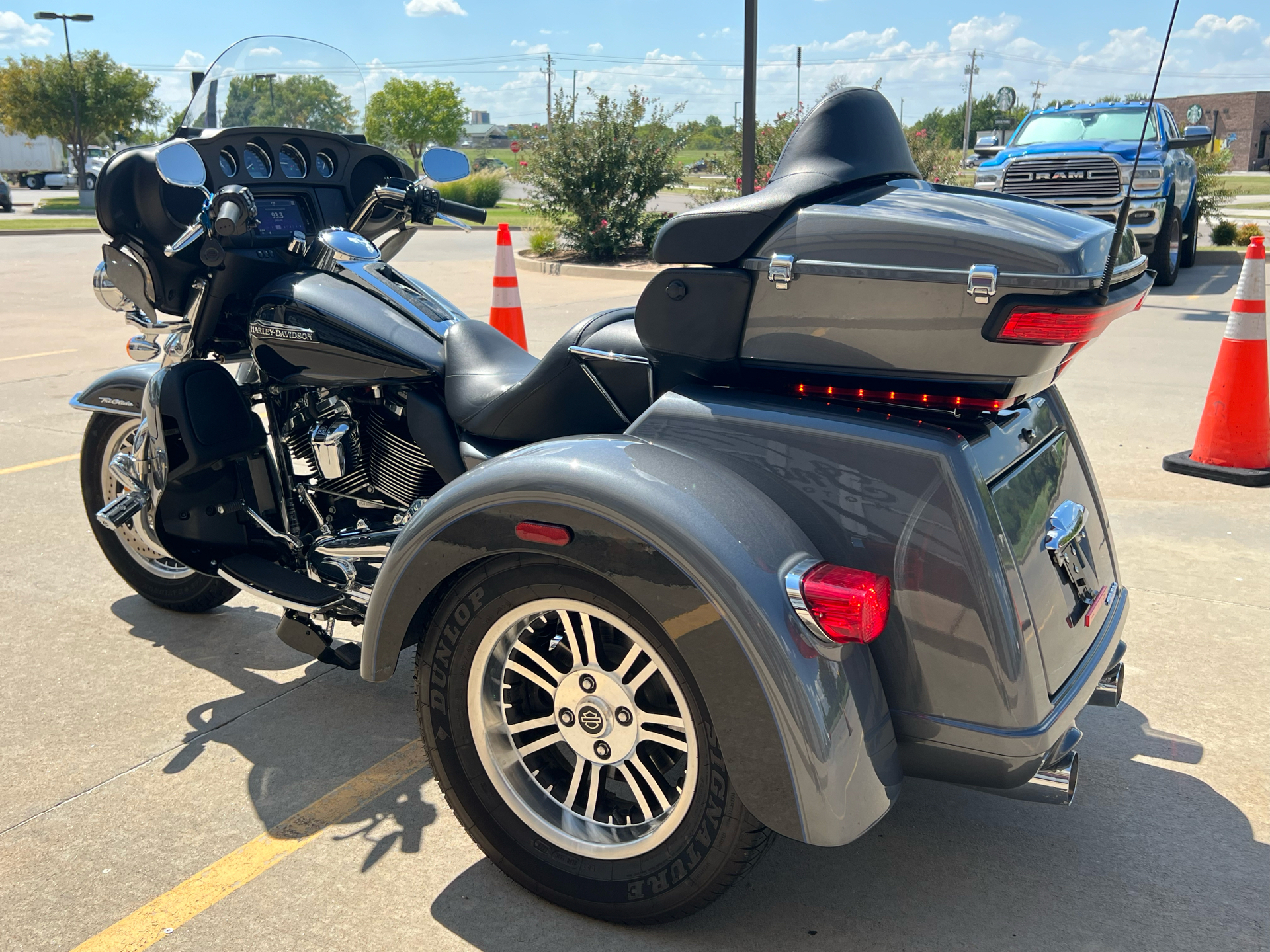 2021 Harley-Davidson Tri Glide® Ultra in Norman, Oklahoma - Photo 6