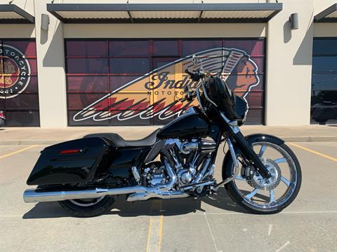 2016 Harley-Davidson Street Glide® in Norman, Oklahoma - Photo 1