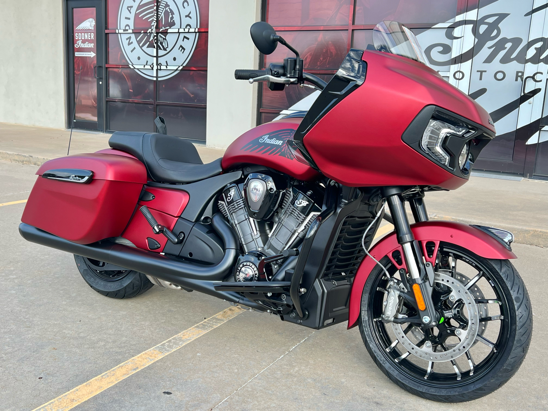 2024 Indian Motorcycle Challenger® Dark Horse® in Norman, Oklahoma - Photo 2