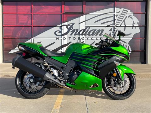 2015 Kawasaki Ninja® ZX™-14R ABS in Norman, Oklahoma - Photo 2