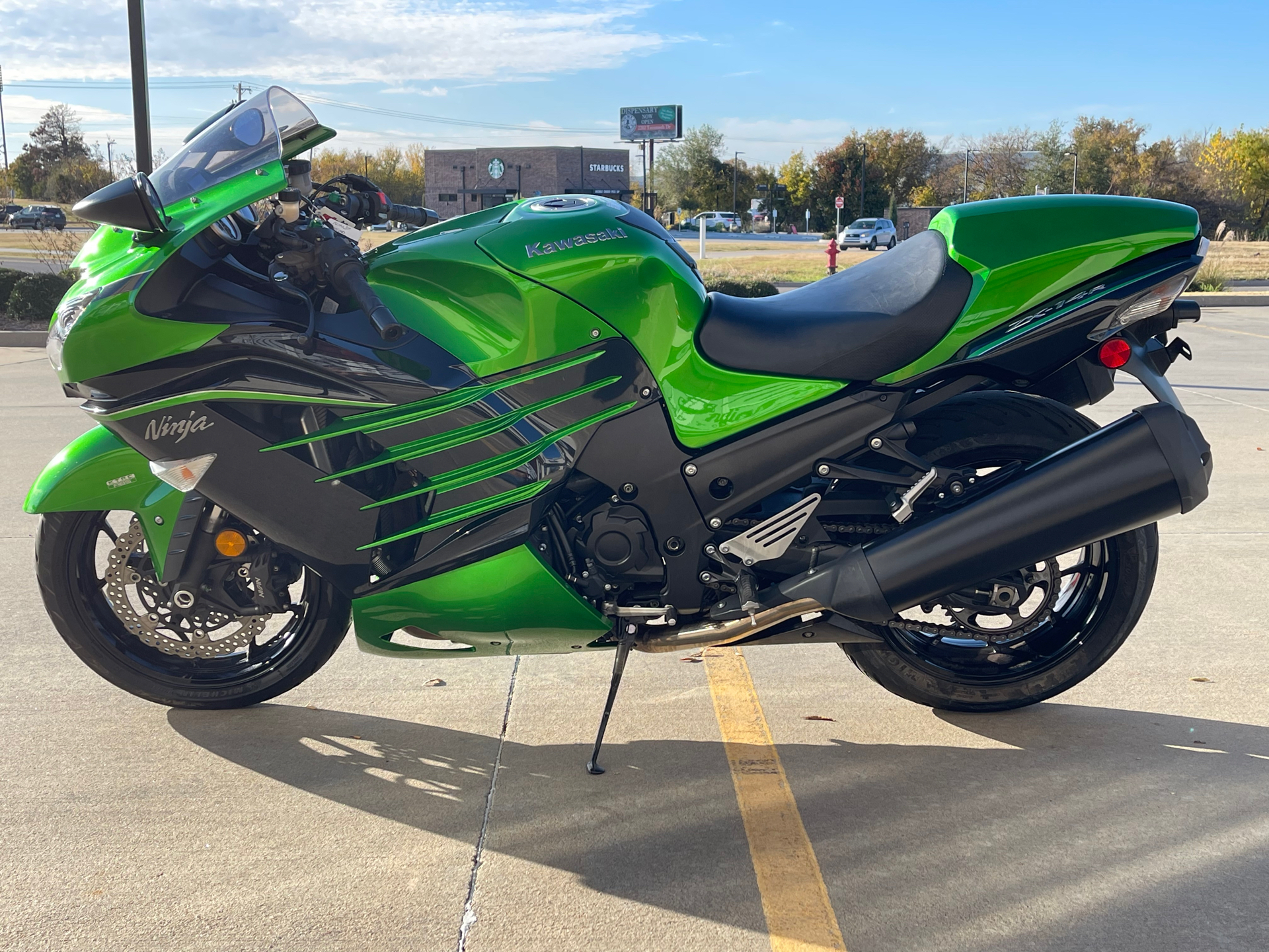 2015 Kawasaki Ninja® ZX™-14R ABS in Norman, Oklahoma - Photo 6