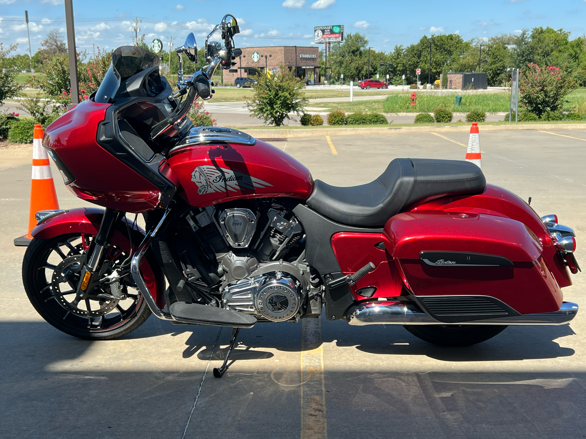 2020 Indian Motorcycle Challenger® Limited in Norman, Oklahoma - Photo 5