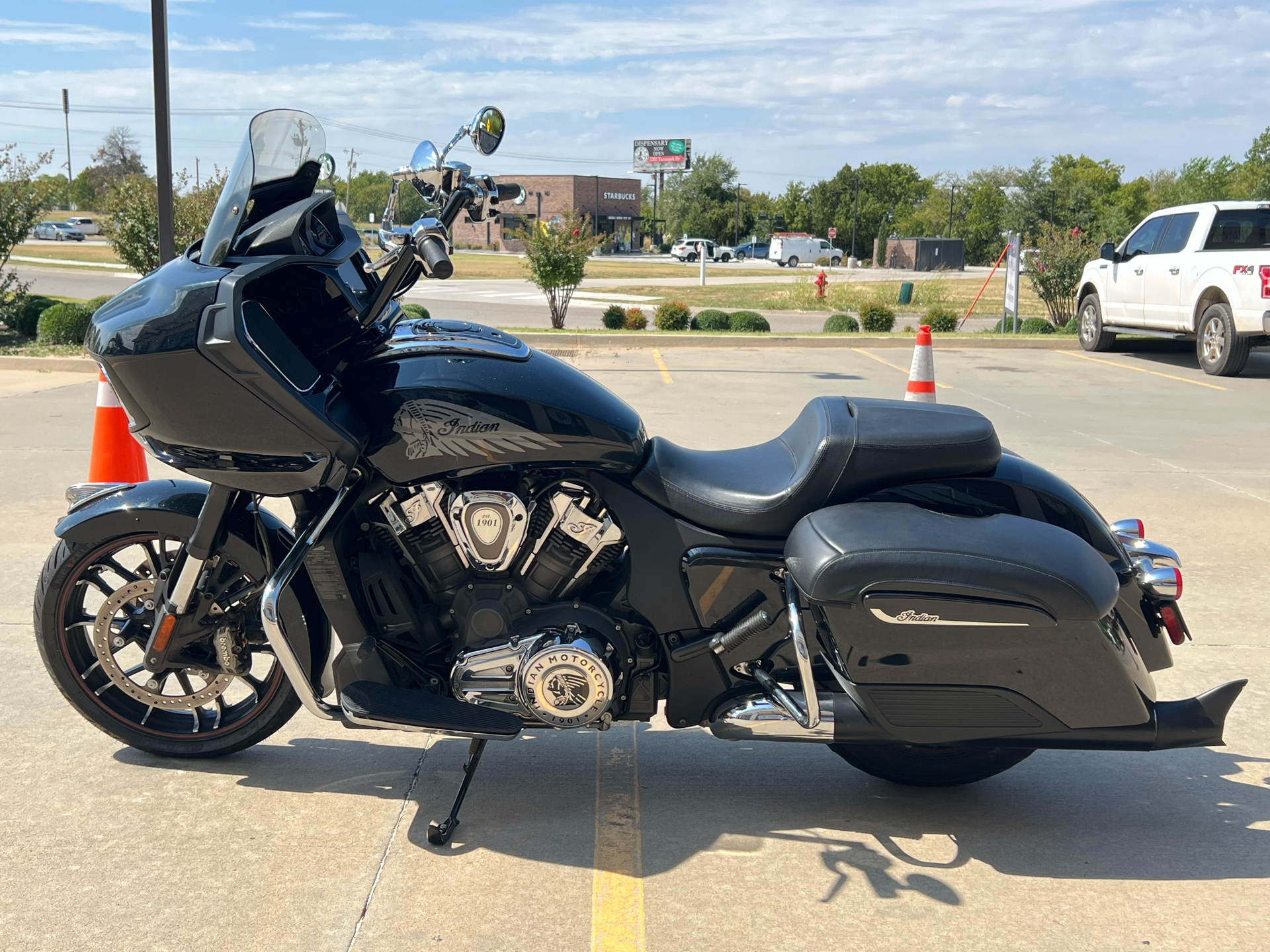 2021 Indian Motorcycle Challenger® Limited in Norman, Oklahoma - Photo 5