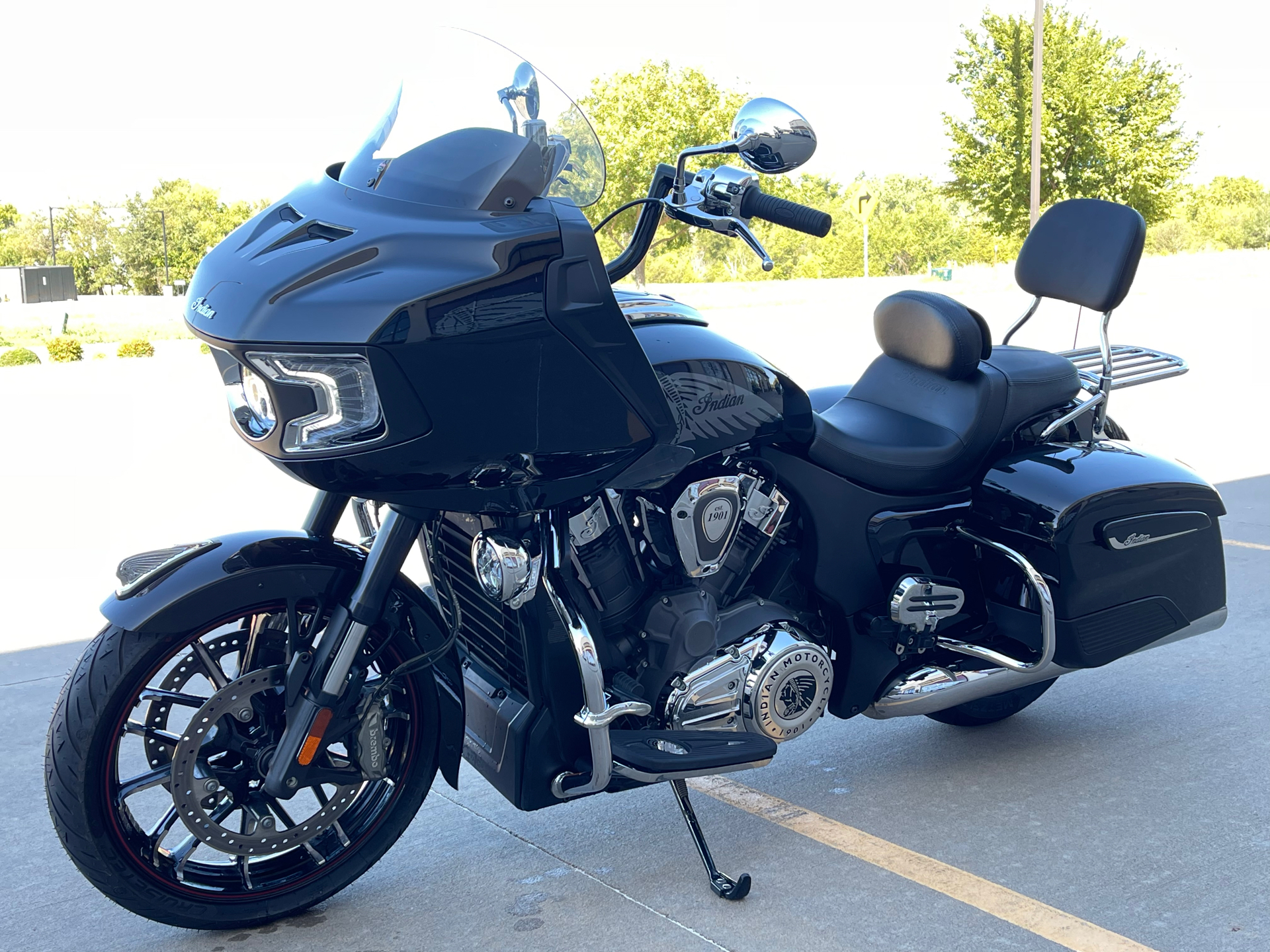 2021 Indian Motorcycle Challenger® Limited in Norman, Oklahoma - Photo 4