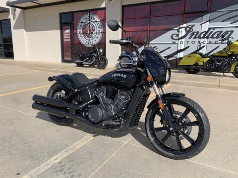 2022 Indian Scout® Rogue Sixty in Norman, Oklahoma - Photo 2