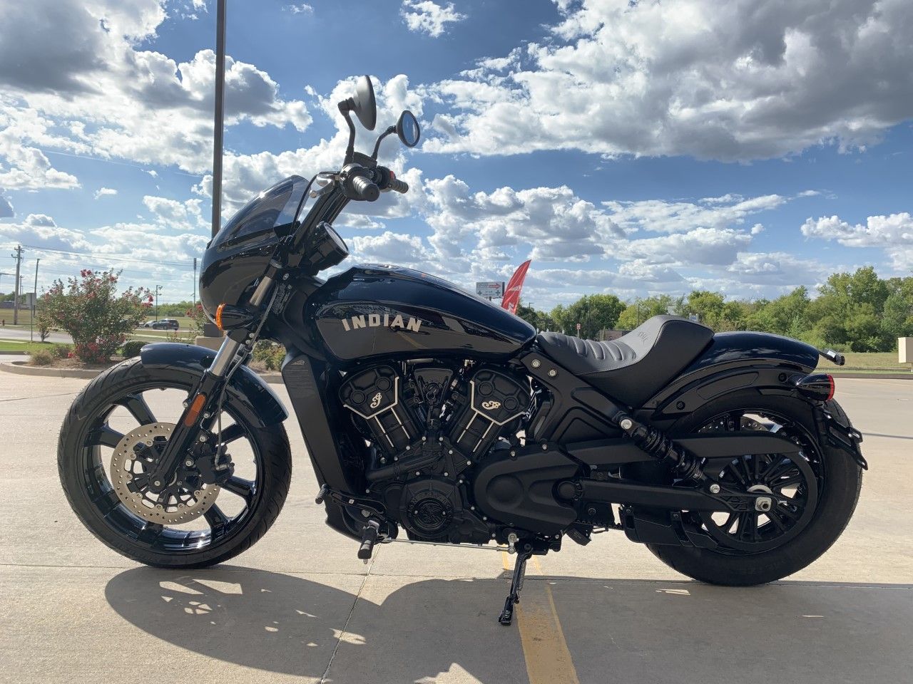 2022 Indian Scout® Rogue Sixty in Norman, Oklahoma - Photo 5