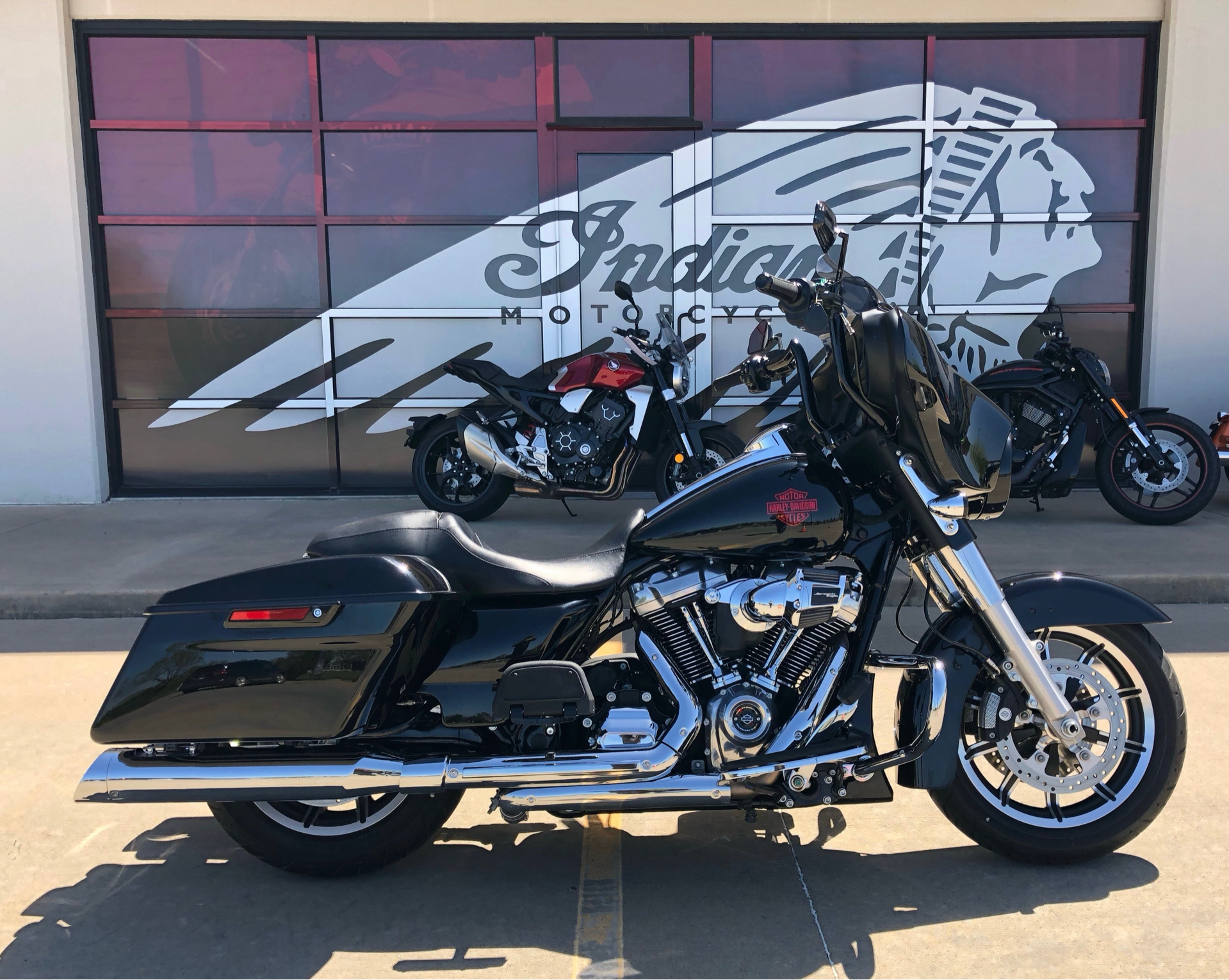2019 Harley-Davidson Electra Glide® Standard in Norman, Oklahoma - Photo 1