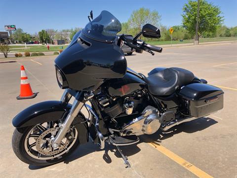 2019 Harley-Davidson Electra Glide® Standard in Norman, Oklahoma - Photo 4