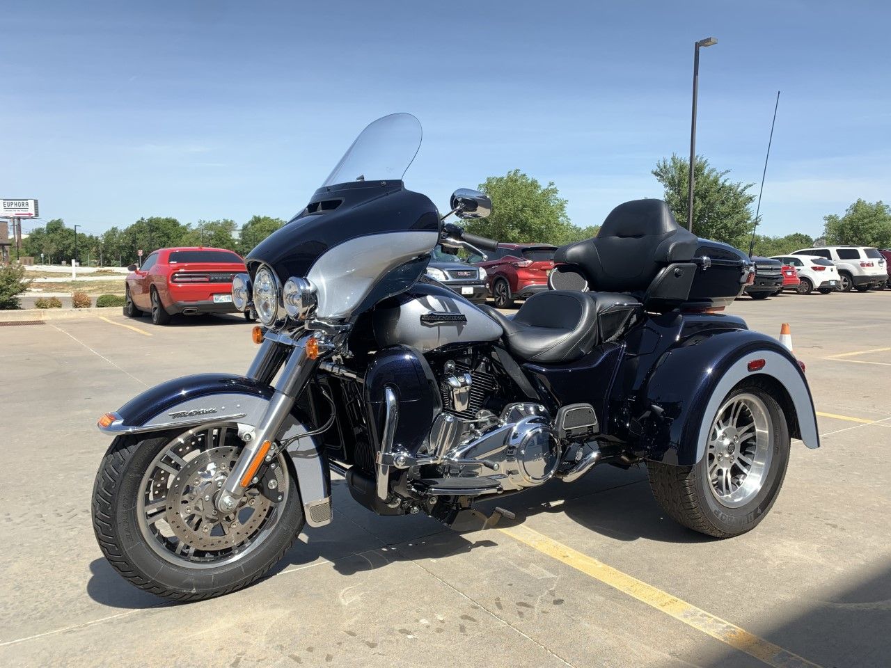 2019 Harley-Davidson Tri Glide® Ultra in Norman, Oklahoma - Photo 4