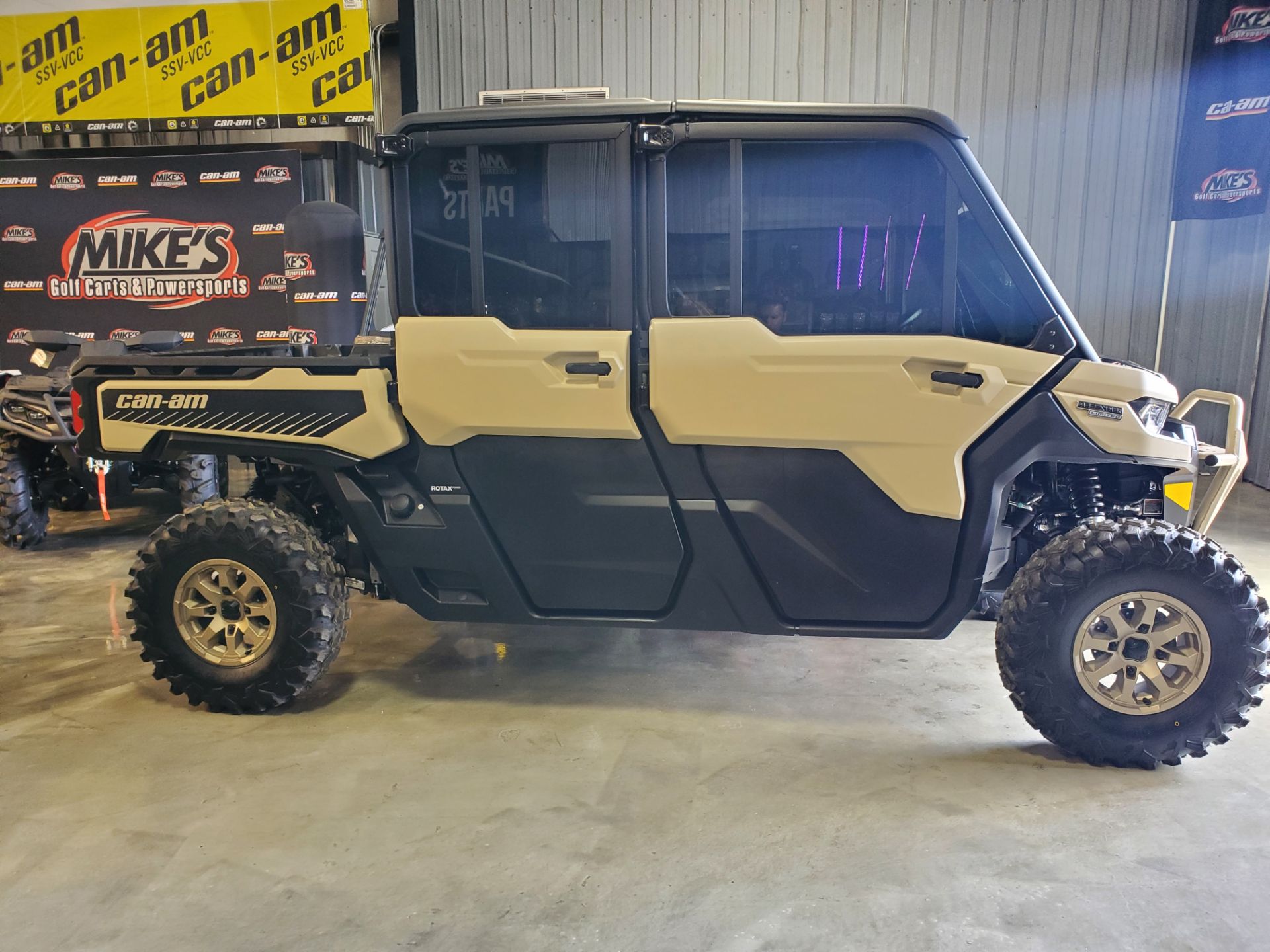 2024 Can-Am Defender MAX Limited in Douglas, Georgia - Photo 3