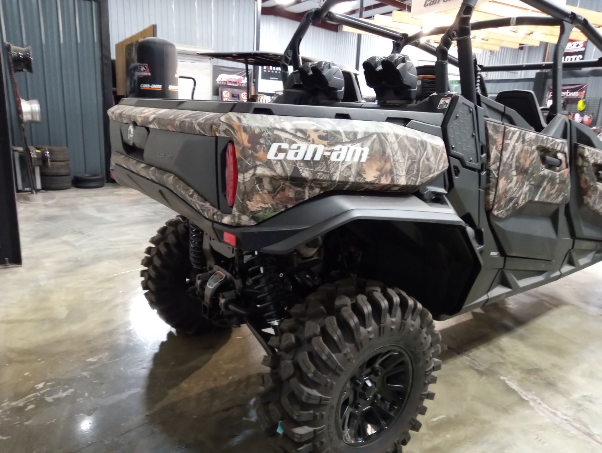 2024 Can-Am Commander MAX X MR in Douglas, Georgia - Photo 6