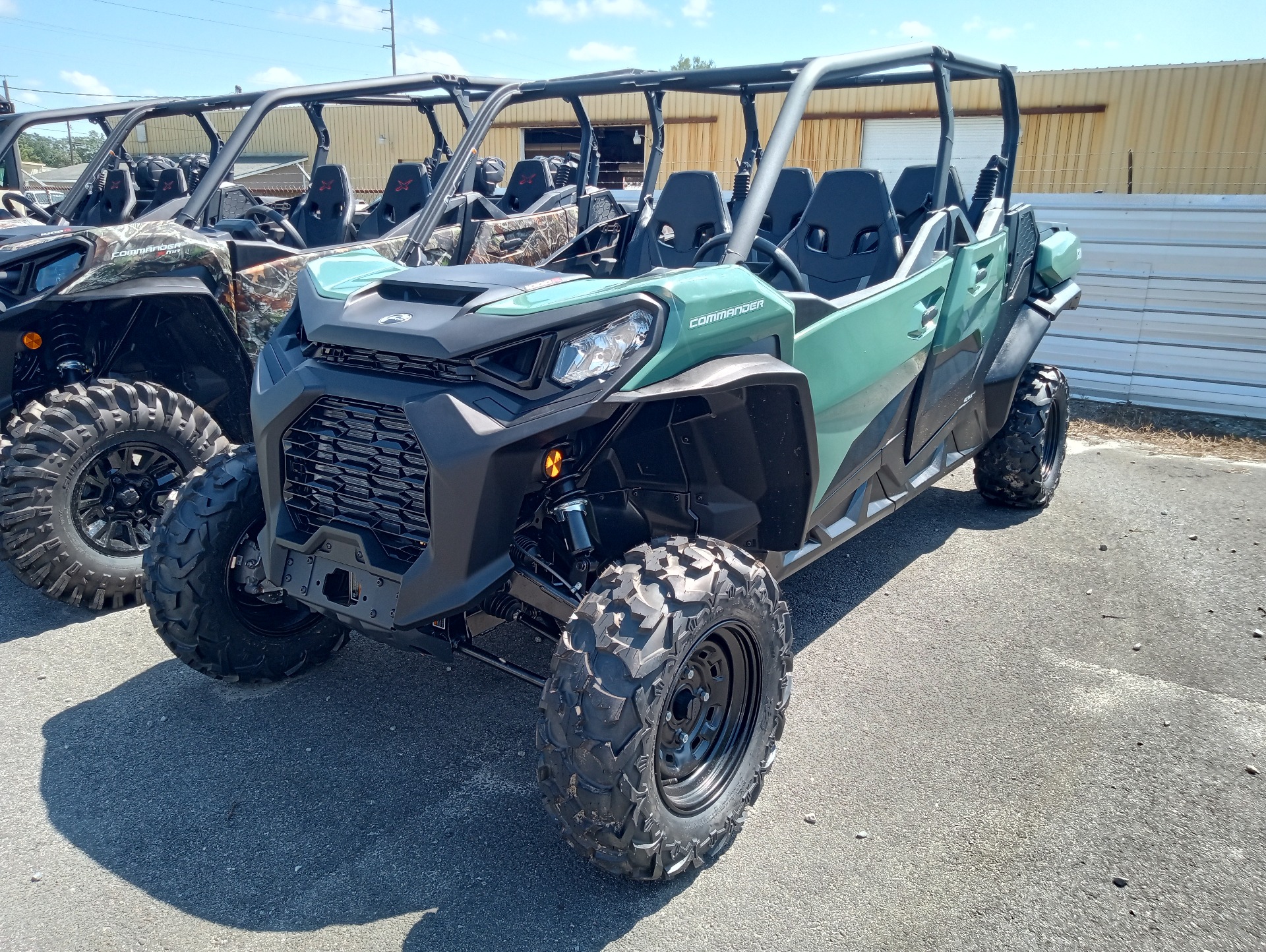 2025 Can-Am Commander MAX DPS 1000R in Douglas, Georgia - Photo 1