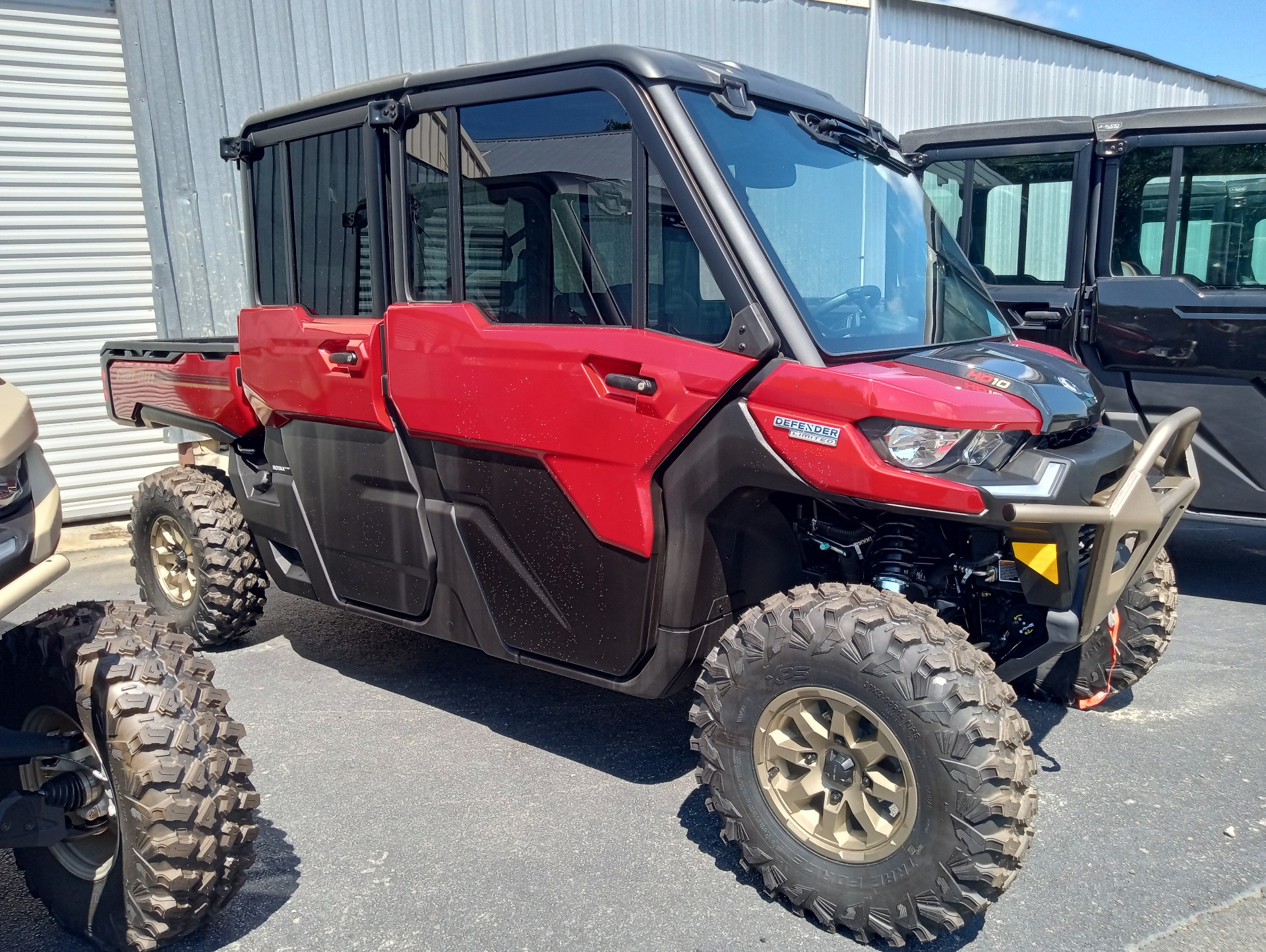 2025 Can-Am Defender MAX Limited in Douglas, Georgia - Photo 17