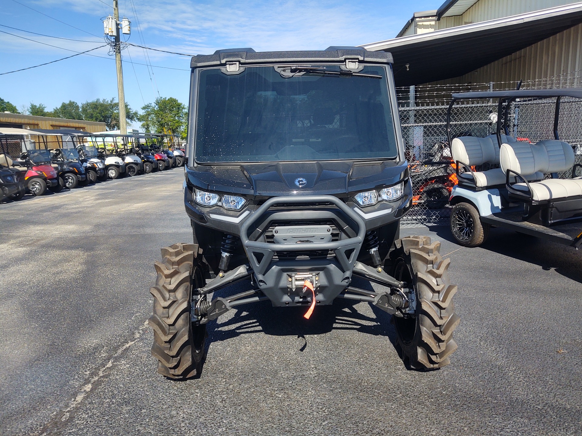 2024 Can-Am Defender MAX Lone Star CAB in Douglas, Georgia - Photo 5