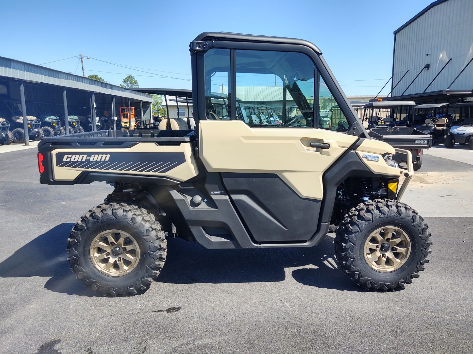 2024 Can-Am Defender Limited in Douglas, Georgia - Photo 4