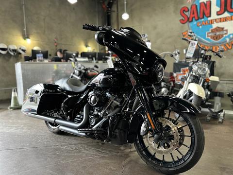 2018 Harley-Davidson Street Glide® Special in San Jose, California - Photo 3
