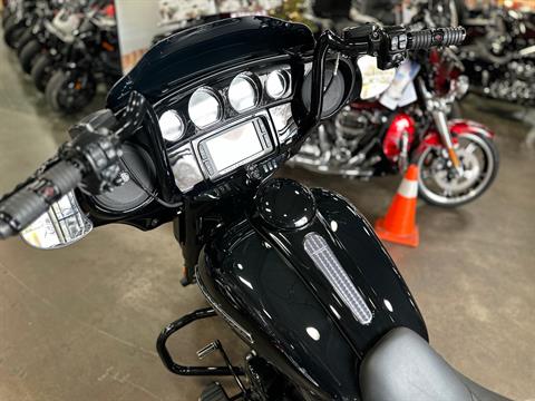 2018 Harley-Davidson Street Glide® Special in San Jose, California - Photo 11