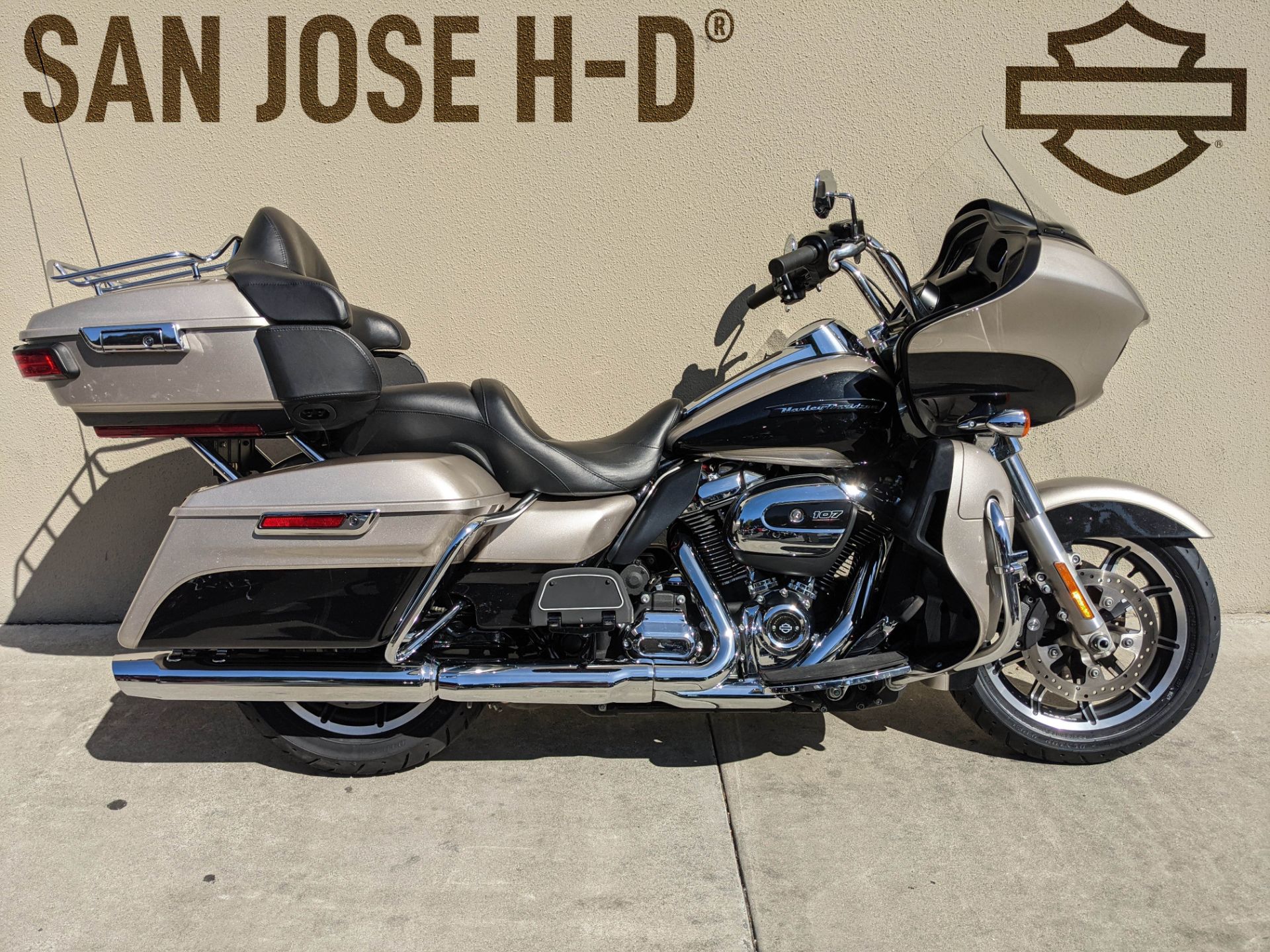 2018 Harley-Davidson Road Glide® Ultra in San Jose, California - Photo 1