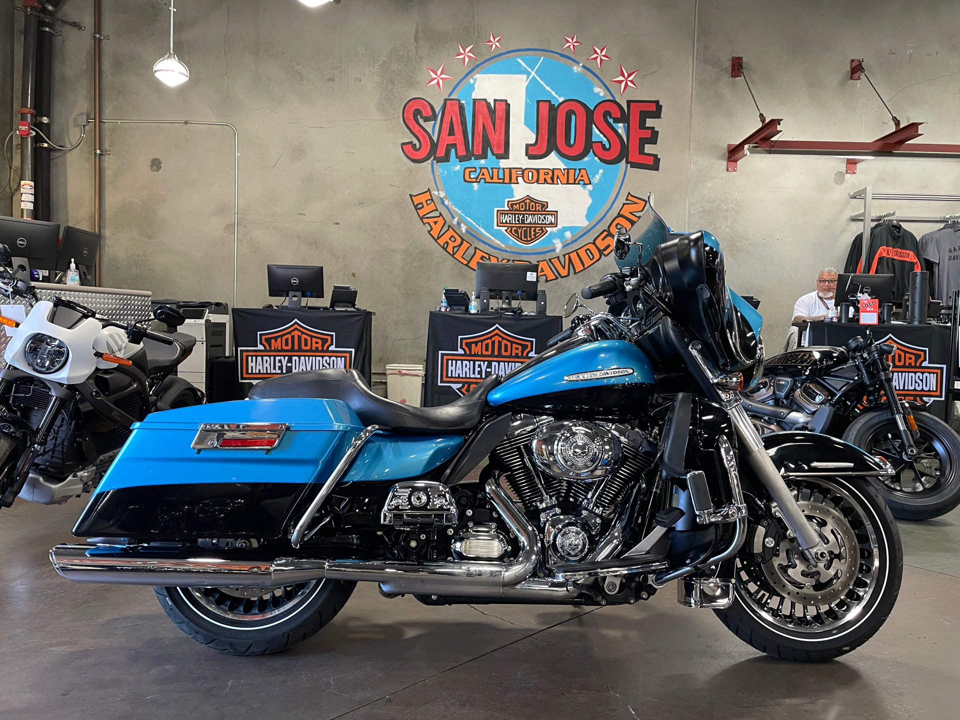 2011 Harley-Davidson Electra Glide® Ultra Limited in San Jose, California - Photo 1