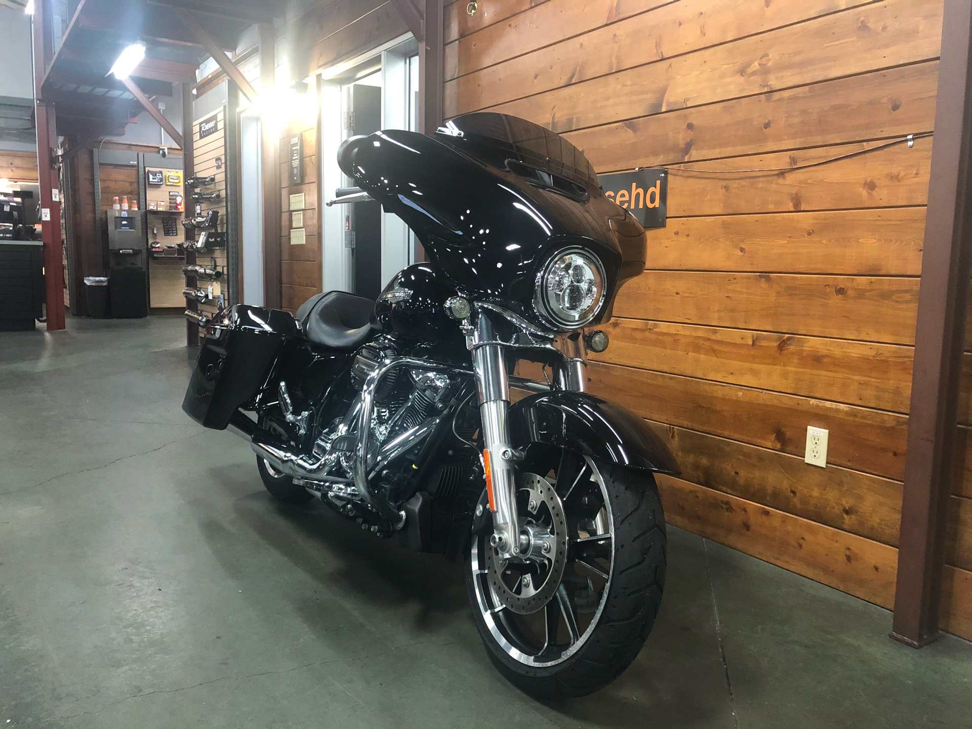 2021 Harley-Davidson Street Glide® in San Jose, California - Photo 2