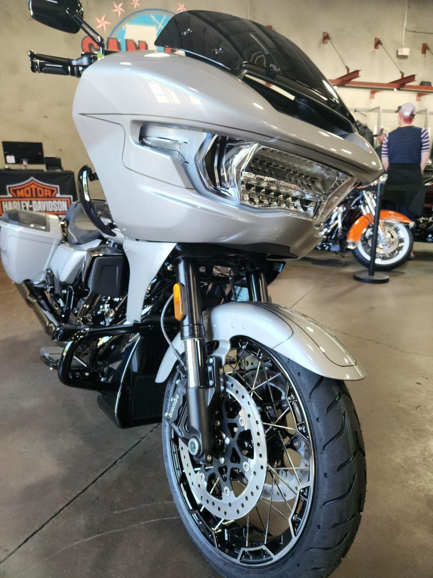 2023 Harley-Davidson CVO™ Road Glide® in San Jose, California - Photo 7