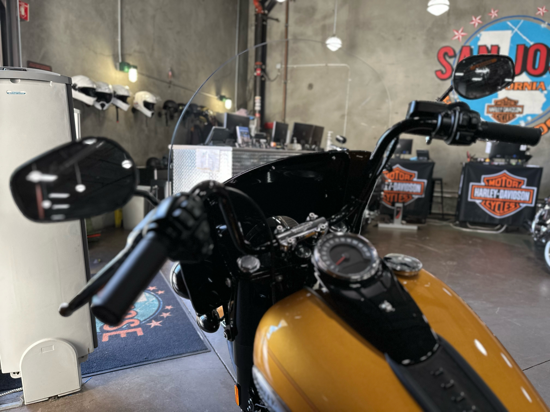 2023 Harley-Davidson Heritage Classic 114 in San Jose, California - Photo 10