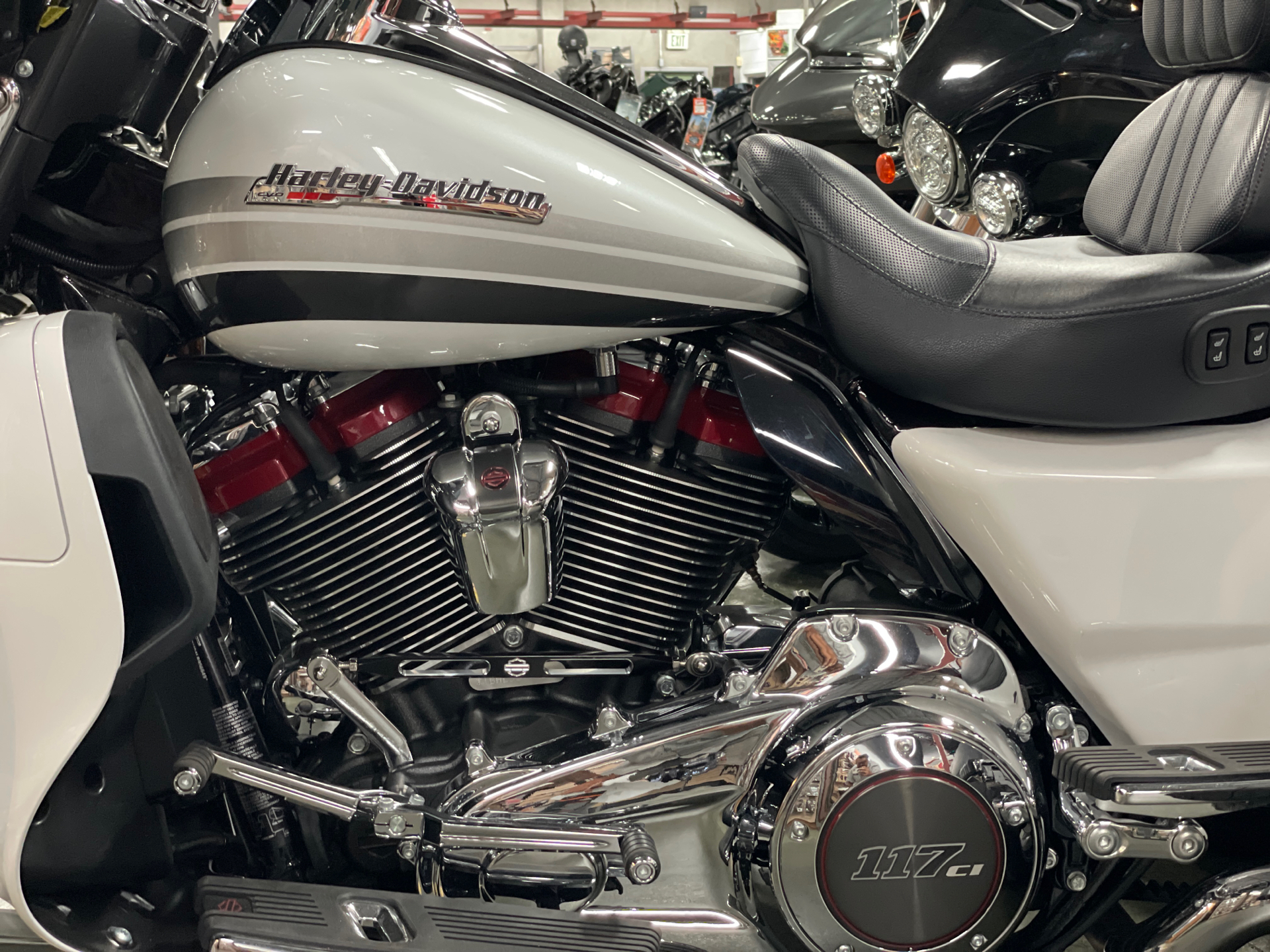 2020 Harley-Davidson CVO™ Tri Glide® in San Jose, California - Photo 7