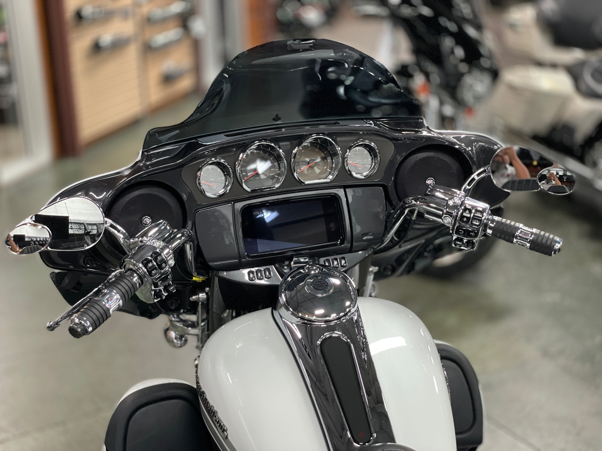 2020 Harley-Davidson CVO™ Tri Glide® in San Jose, California - Photo 11
