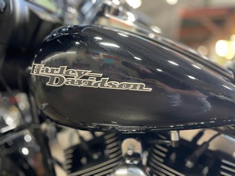 2013 Harley-Davidson Street Glide® in San Jose, California - Photo 12