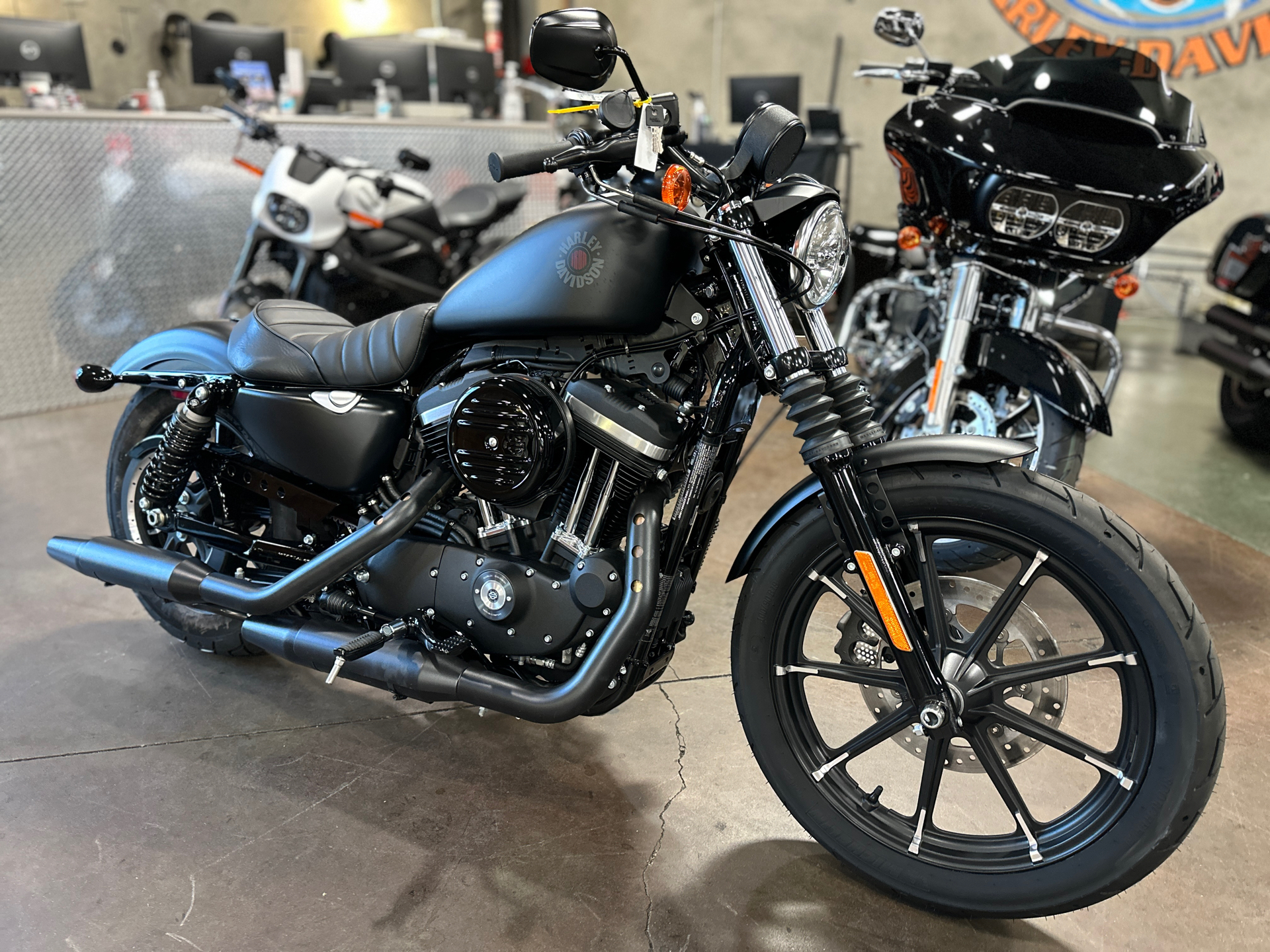 2022 Harley-Davidson Iron 883™ in San Jose, California - Photo 3