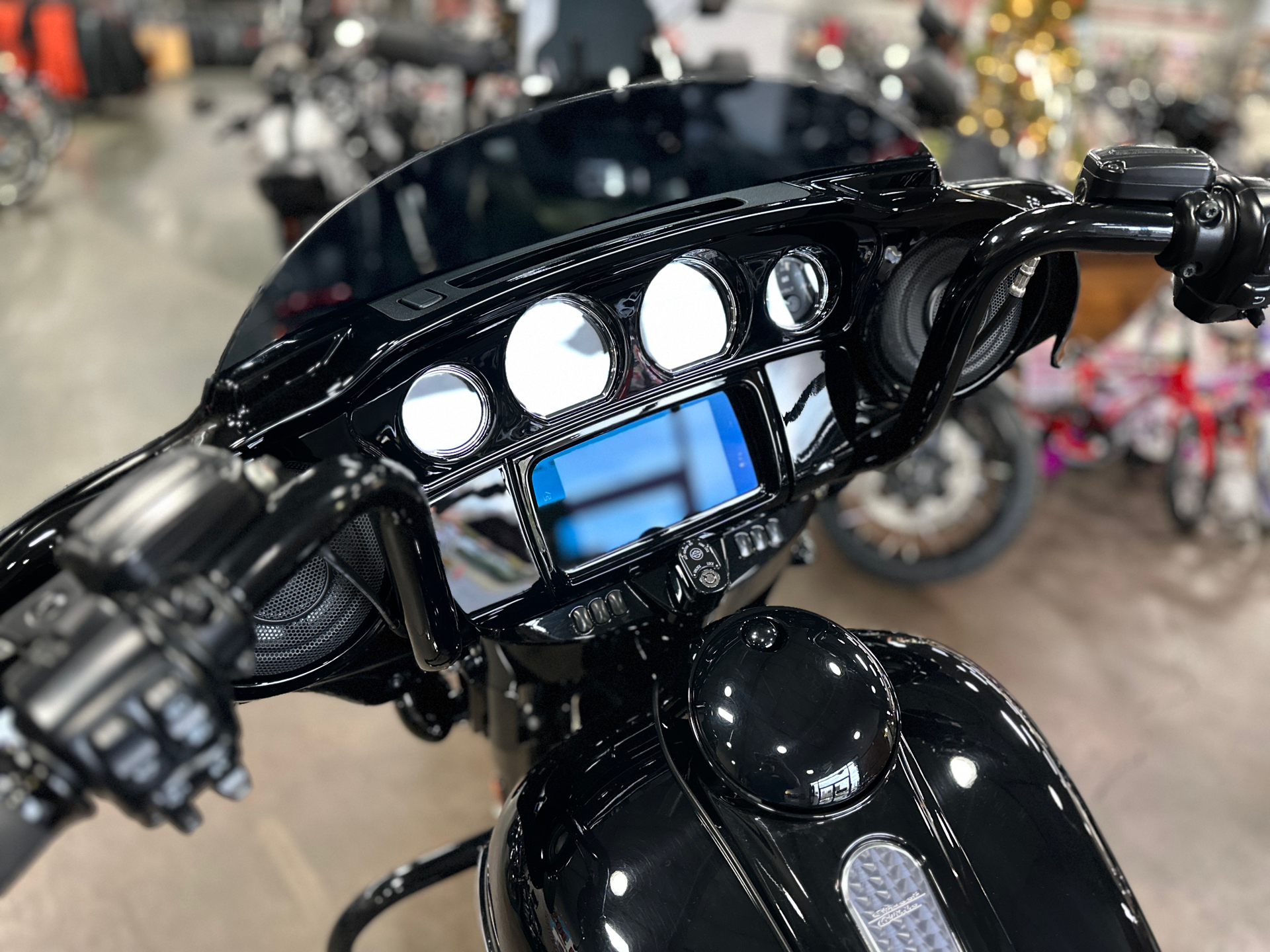2019 Harley-Davidson Street Glide® Special in San Jose, California - Photo 11