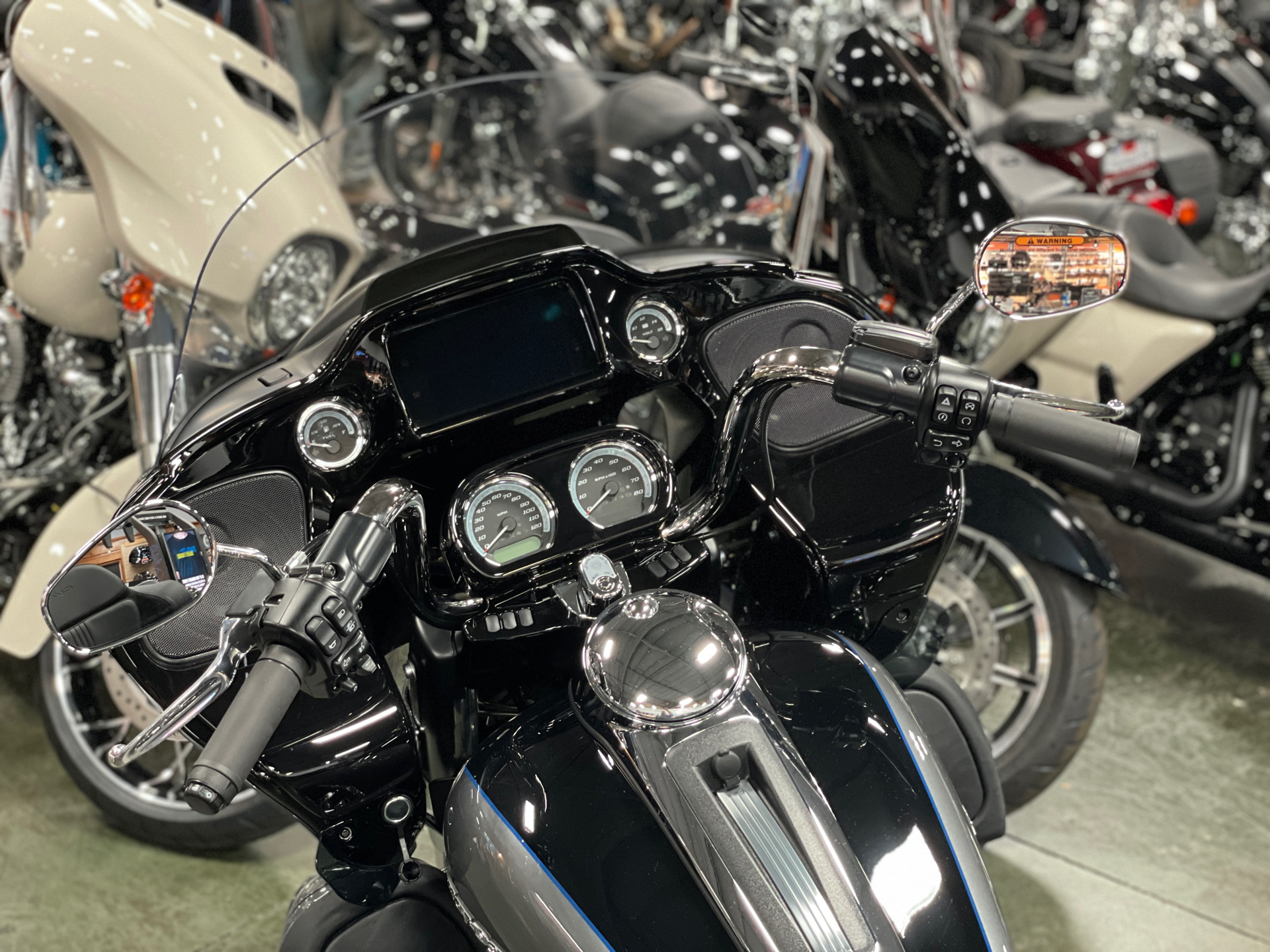 2022 Harley-Davidson Road Glide® Limited in San Jose, California - Photo 8