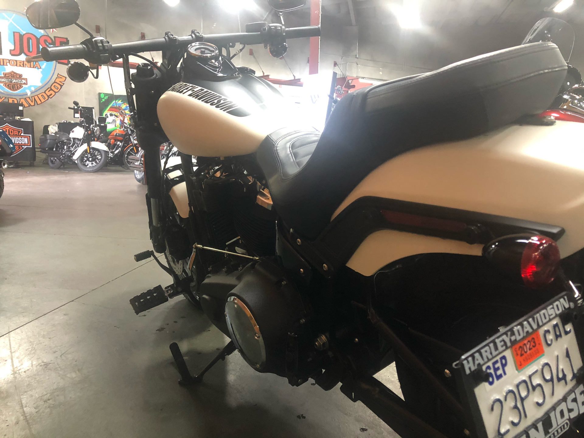 2018 Harley-Davidson Fat Bob® 107 in San Jose, California - Photo 8