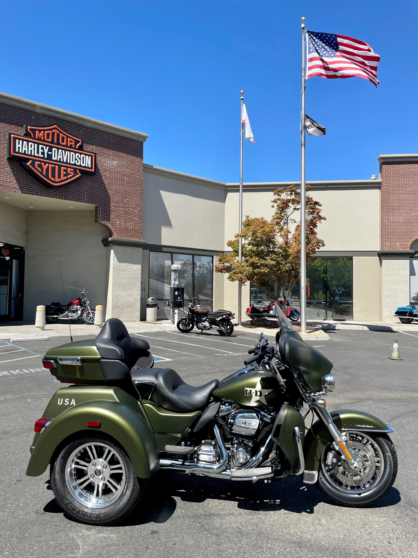 2022 Harley-Davidson Tri Glide Ultra (G.I. Enthusiast Collection) in San Jose, California - Photo 1
