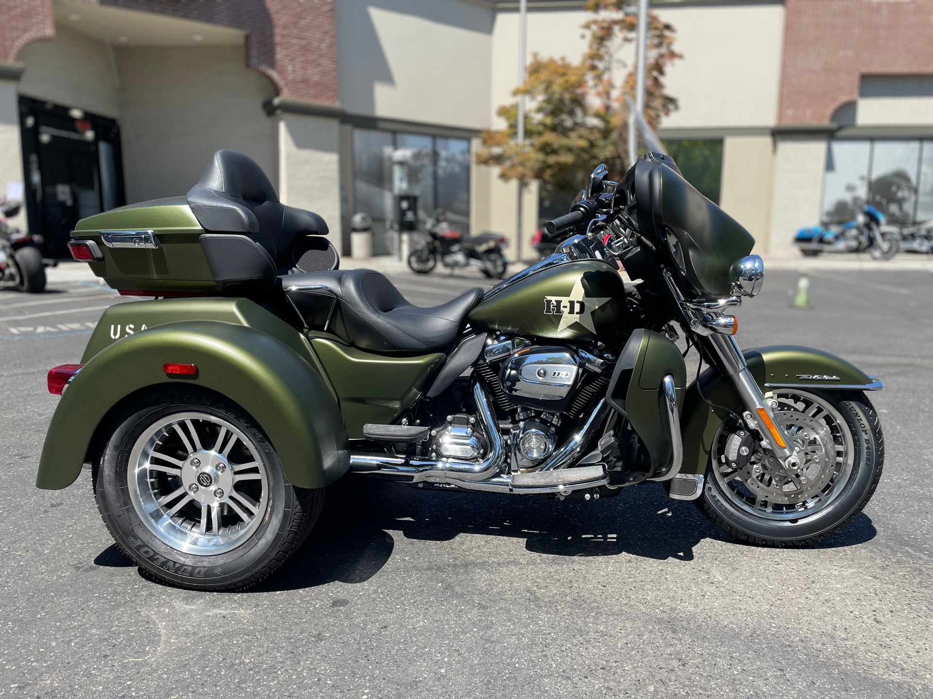 2022 Harley-Davidson Tri Glide Ultra (G.I. Enthusiast Collection) in San Jose, California - Photo 2