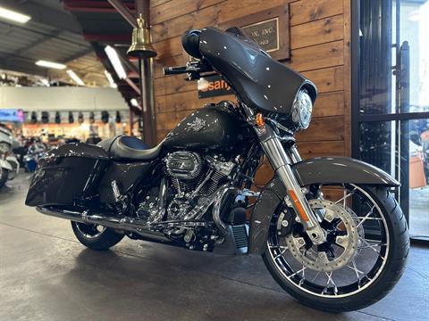 2023 Harley-Davidson Street Glide® Special in San Jose, California - Photo 3