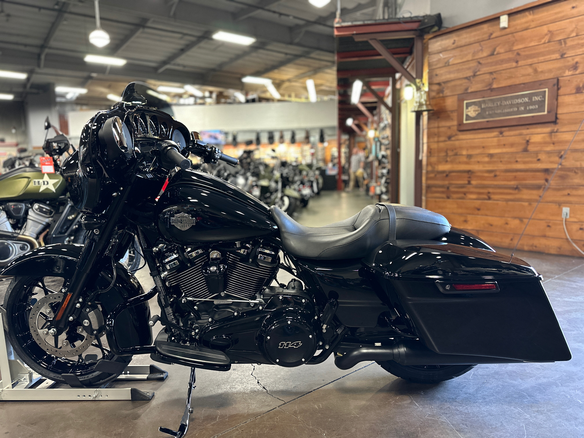 2023 Harley-Davidson Street Glide® Special in San Jose, California - Photo 16