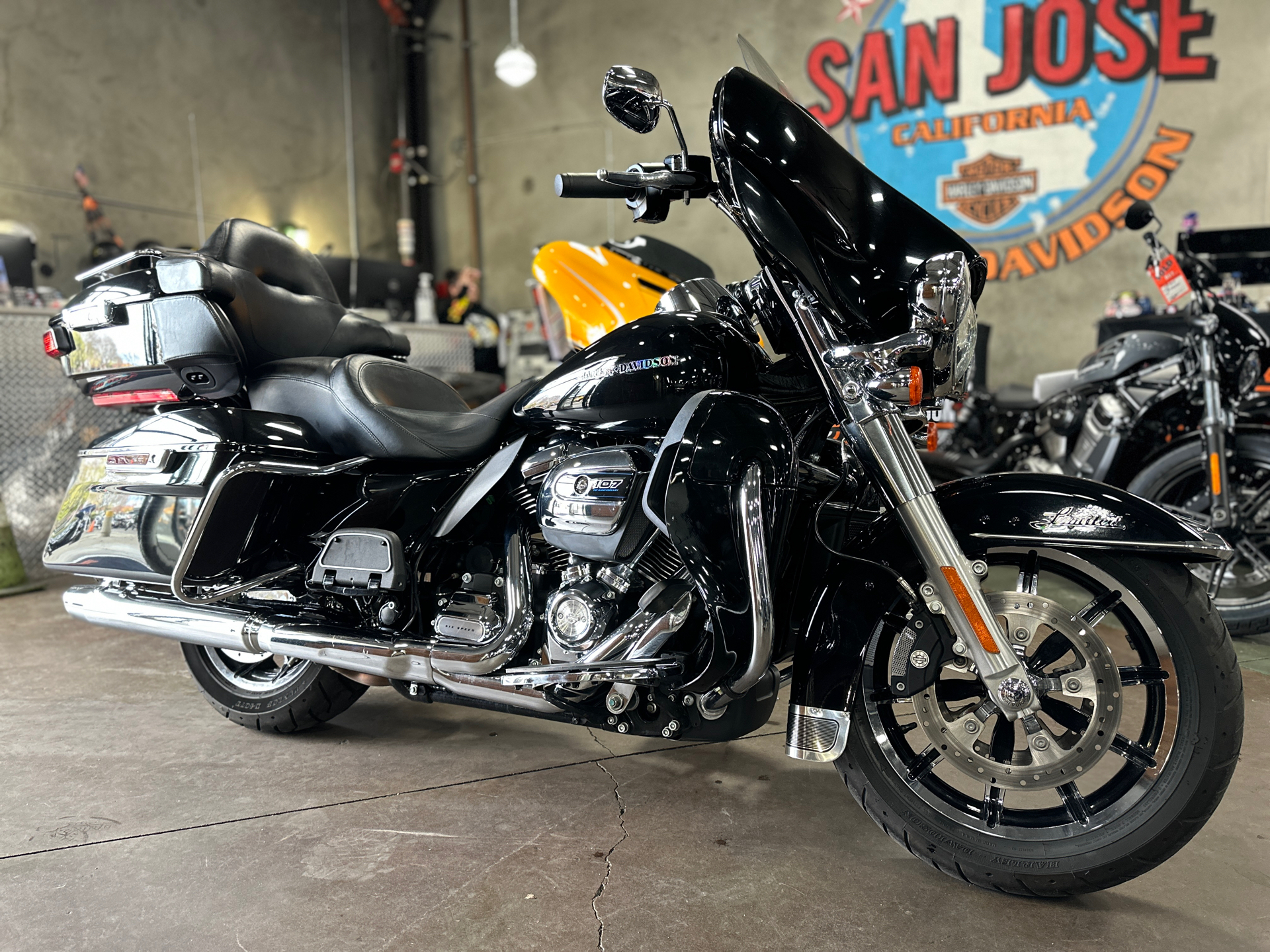 2018 Harley-Davidson Ultra Limited in San Jose, California - Photo 3