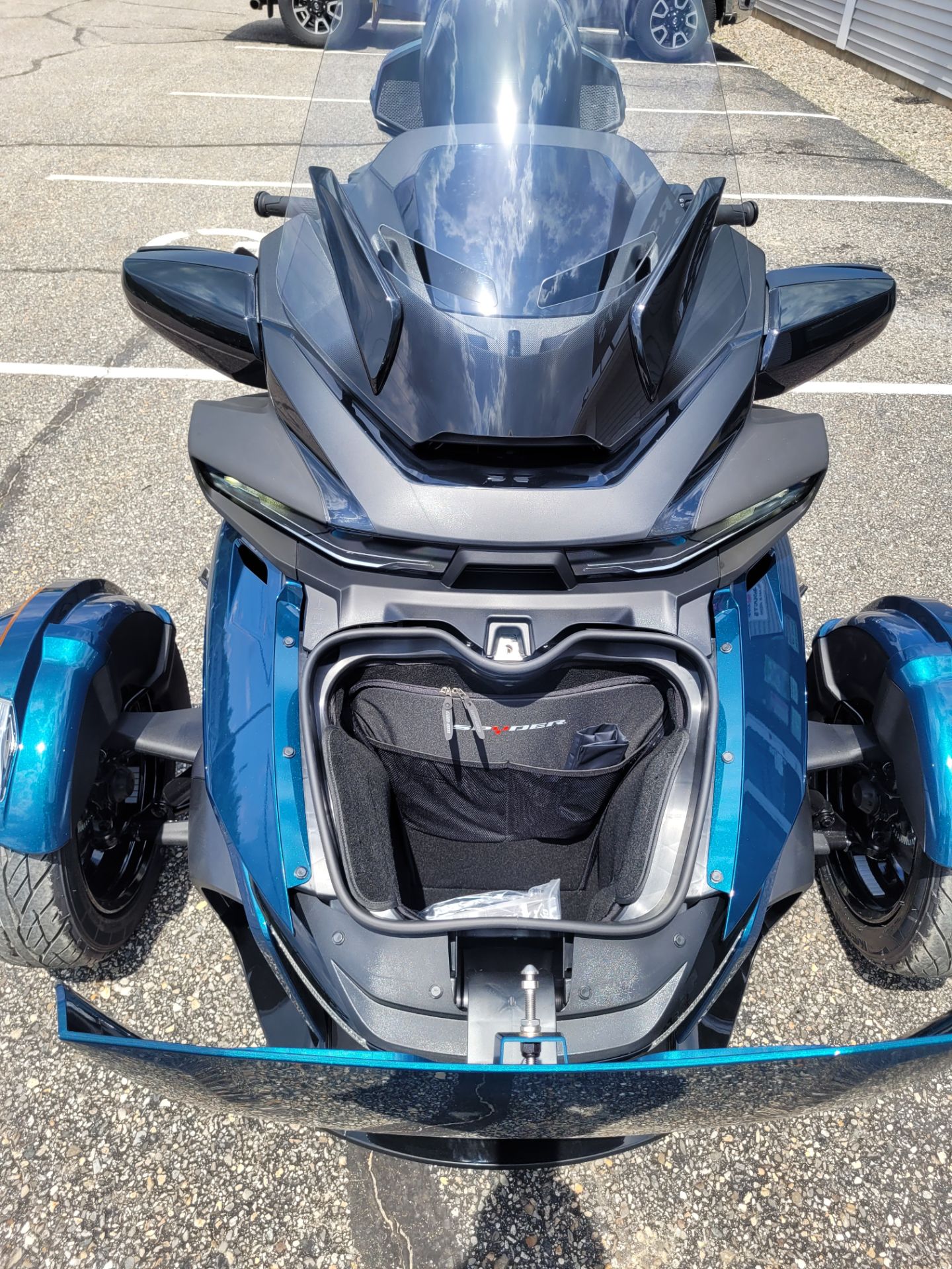 2024 Can-Am Spyder RT Limited in Barrington, New Hampshire - Photo 6