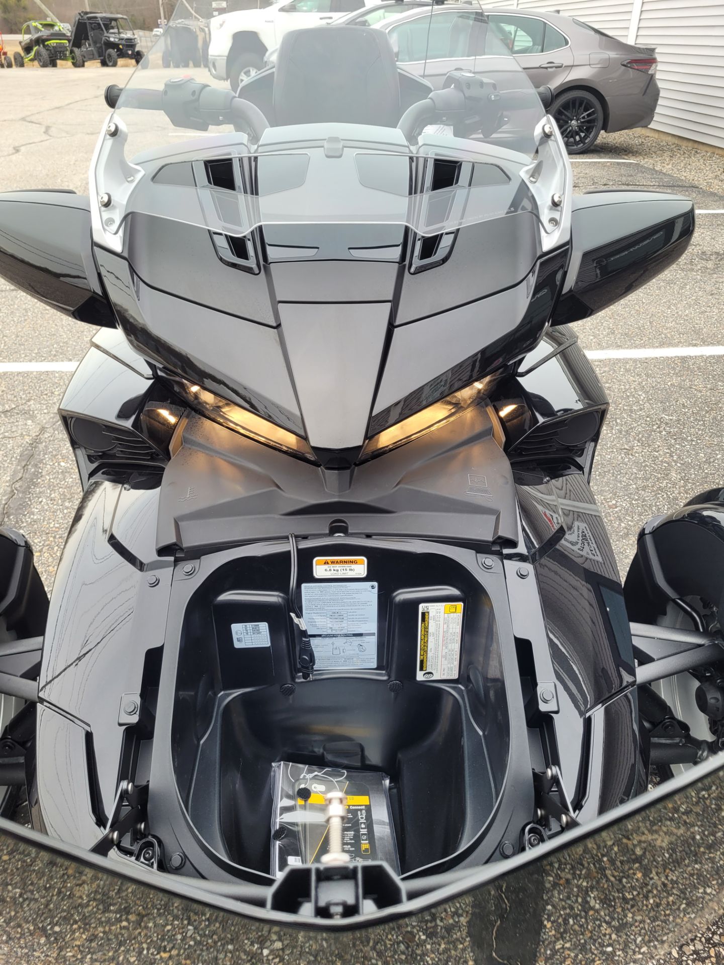 2023 Can-Am Spyder F3 Limited in Barrington, New Hampshire - Photo 7