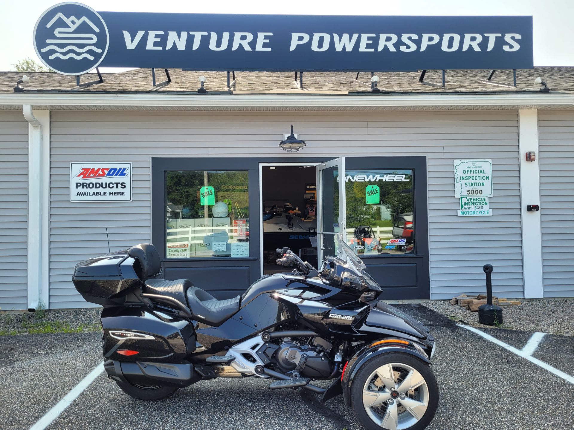 2023 Can-Am Spyder F3 Limited in Barrington, New Hampshire - Photo 1