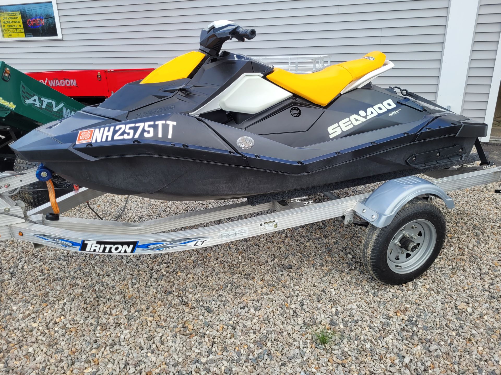 2021 Sea-Doo Spark 2up 90 hp iBR + Convenience Package in Barrington, New Hampshire - Photo 2